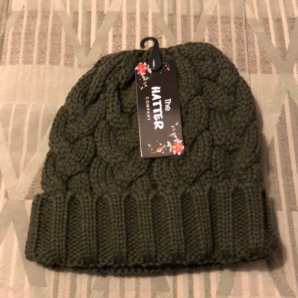 2- in -1 Cable Knit In Pink, Dark Green - Picture 5 of 6